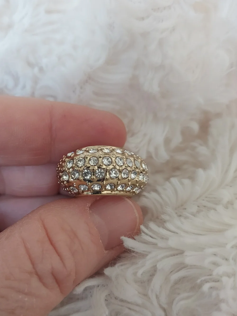 Godiva Gold Tone Crystal Rhinestone Pave Dome Sliding Scarf Holder Ring Charm